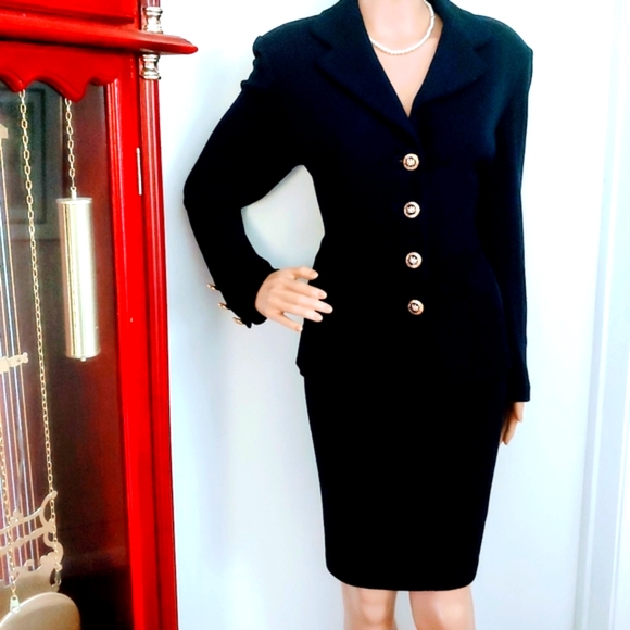 St. John Dresses & Skirts - ST JOHN BASIC TIMELESS 6/8 SANTANA KNIT MARIE GRAY NAVY GOLD LOGOS  SKIRT SUIT